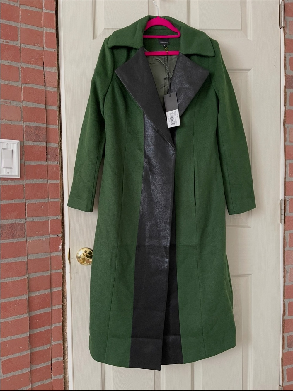 Women's Green Trench Coat with Black Front Trim 50% WOOL size 4